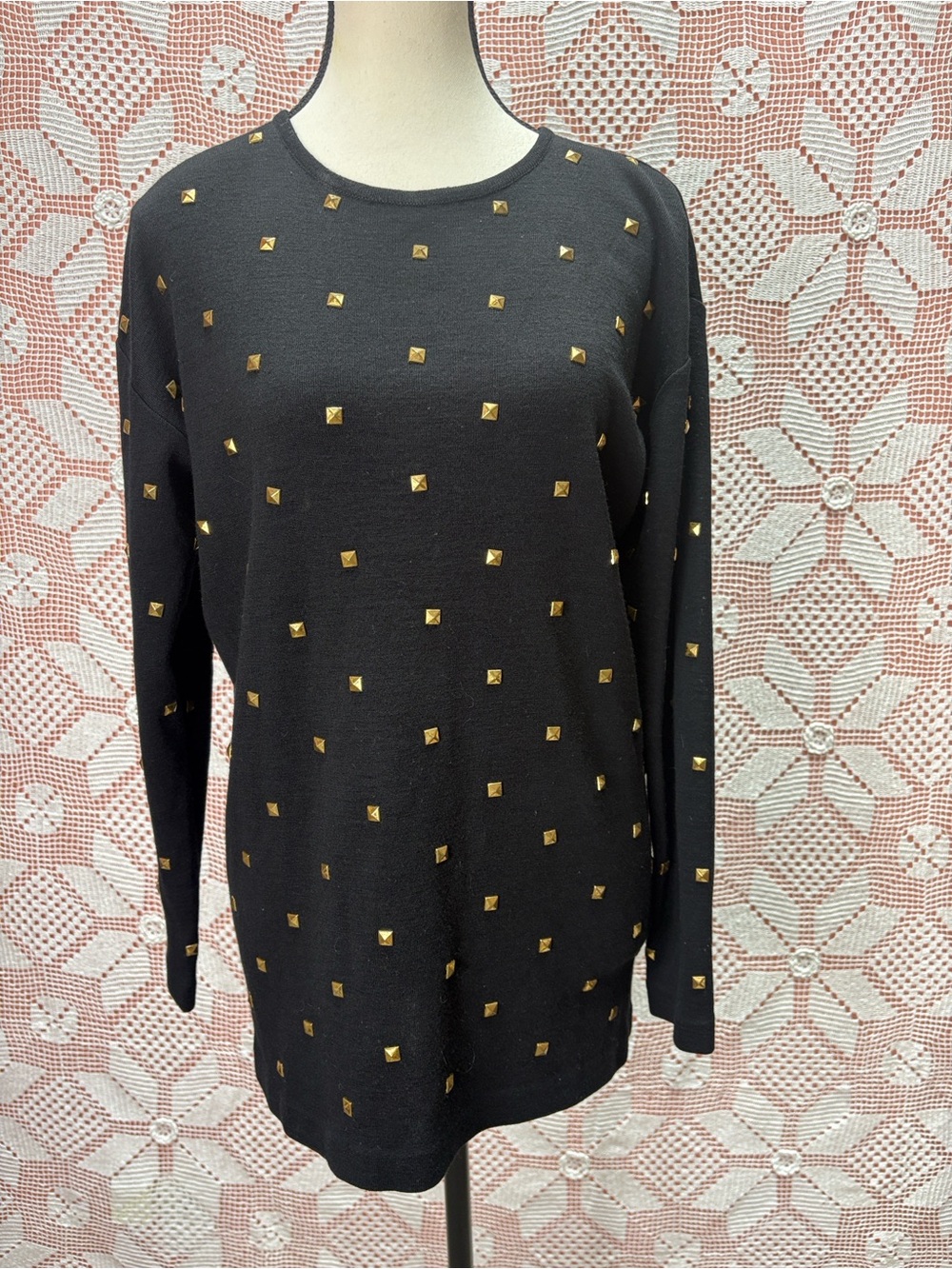 Vintage Outlander Studded Sweater Sz Sm-M - Picture 9 of 9